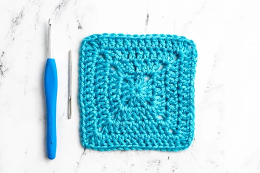 Solid Simple Square Pattern